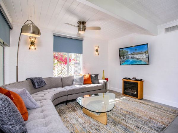 Palm Springs Home 949006