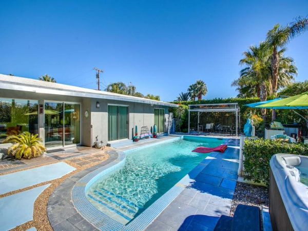 Palm Springs Home 949007