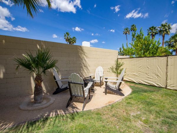 Palm Springs Home 949008