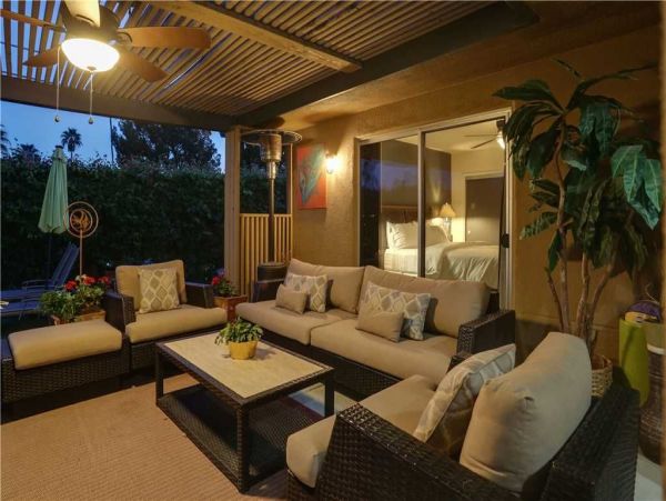 Palm Springs Home 949009