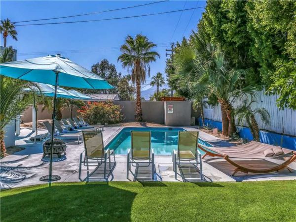 Palm Springs Home 949010