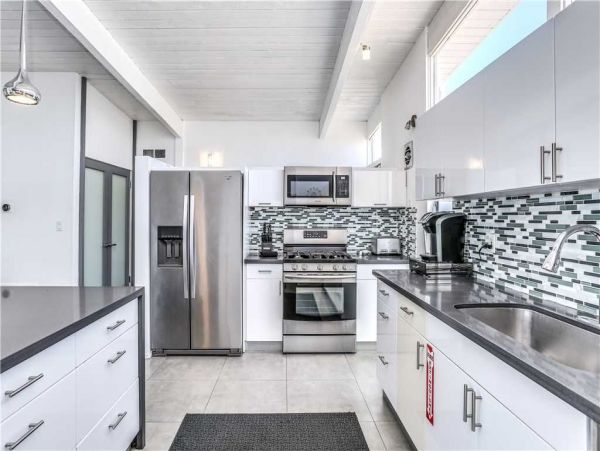 Palm Springs Home 949010