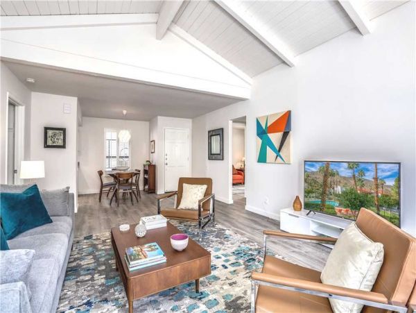Palm Springs Home 949011