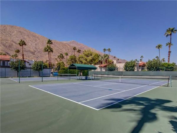 Palm Springs Home 949011