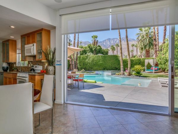 Palm Springs Home 949012