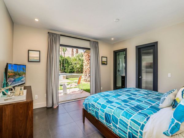 Palm Springs Home 949013