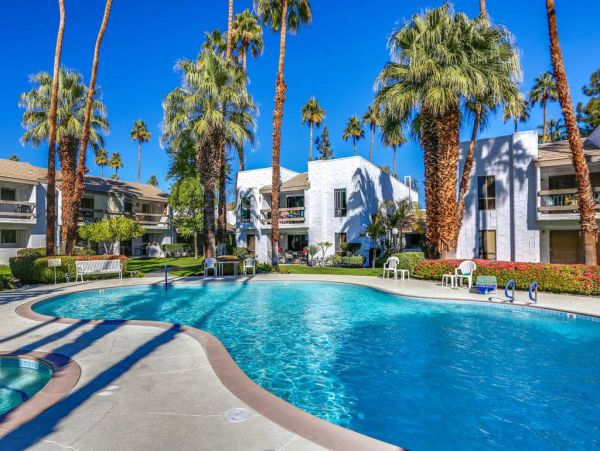 Palm Springs Home 949015
