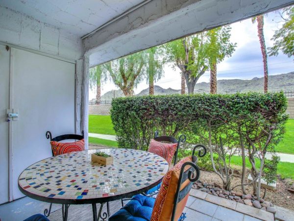 Palm Springs Home 949015