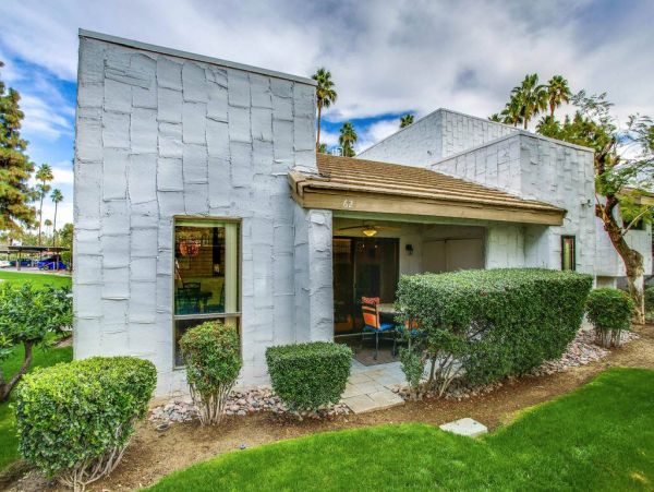 Palm Springs Home 949015