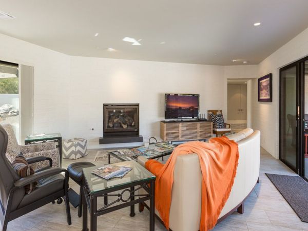 Palm Springs Home 949017