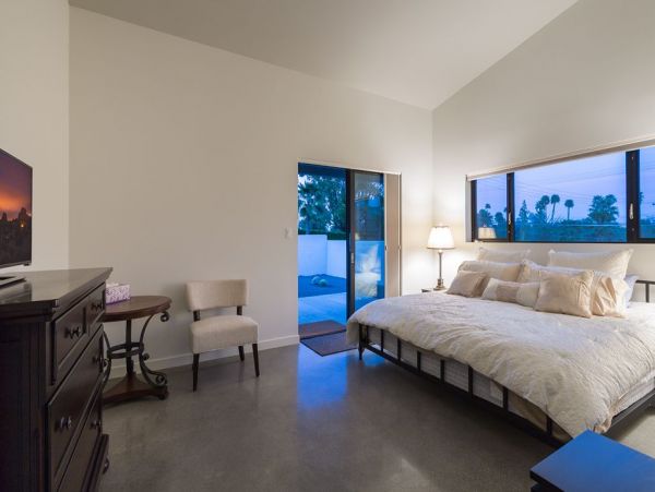 Palm Springs Home 949017