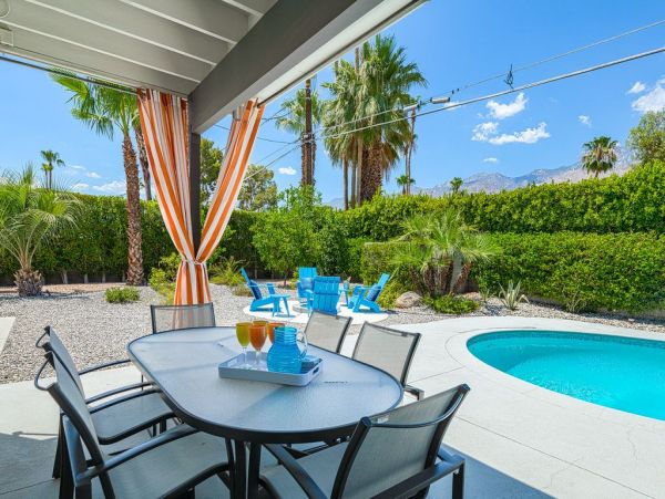 Palm Springs Home 949018