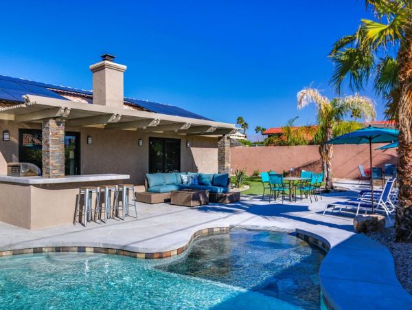 Palm Springs Home 949020