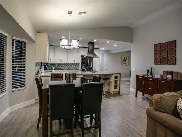 Palm Springs Home 949020