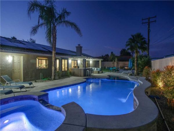 Palm Springs Home 949020