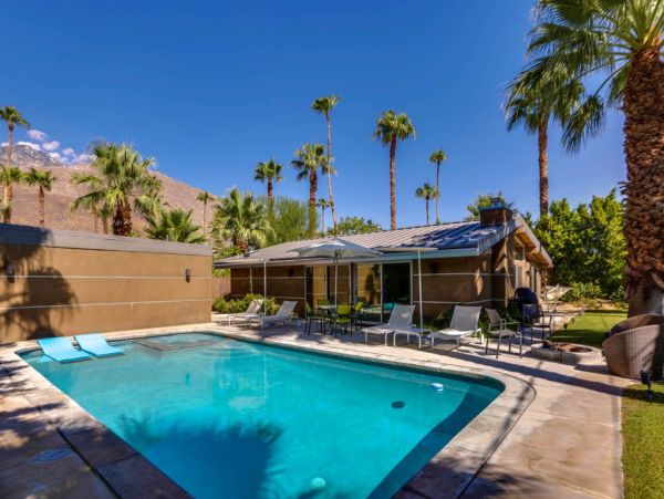 Palm Springs Home 949022