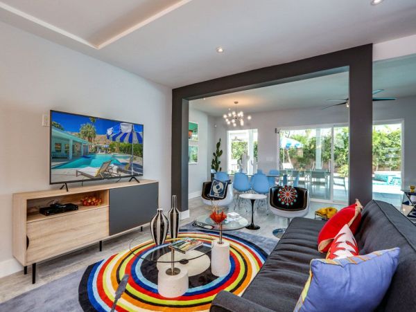 Palm Springs Home 949023