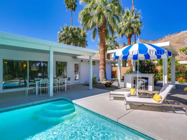 Palm Springs Home 949023