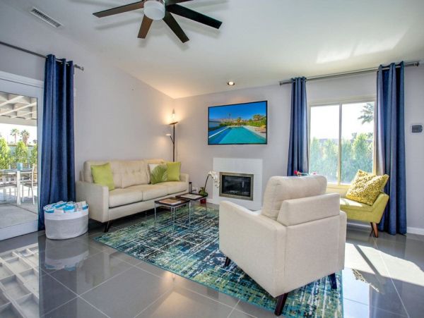Palm Springs Home 949025