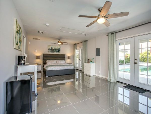 Palm Springs Home 949025