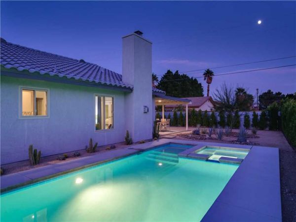 Palm Springs Home 949025