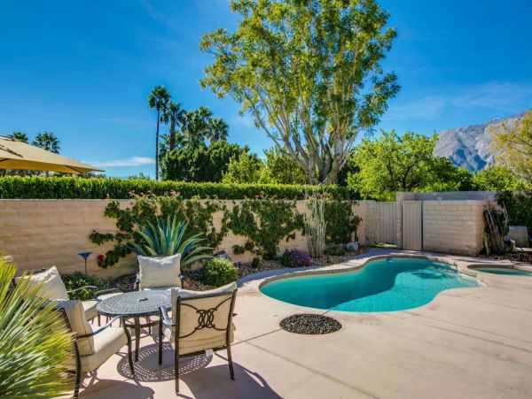 Palm Springs Home 949026