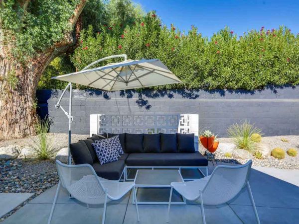 Palm Springs Home 949027