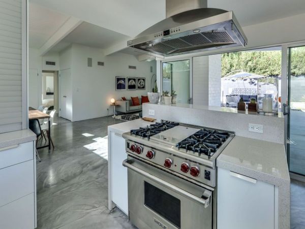 Palm Springs Home 949027