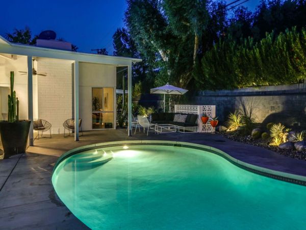Palm Springs Home 949027