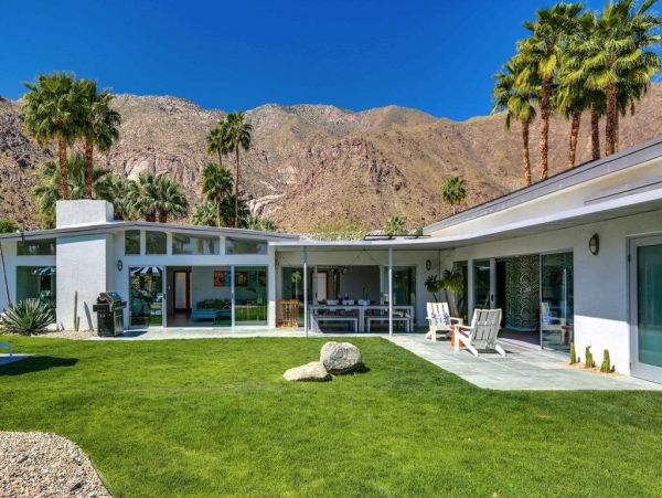Palm Springs Home 949028
