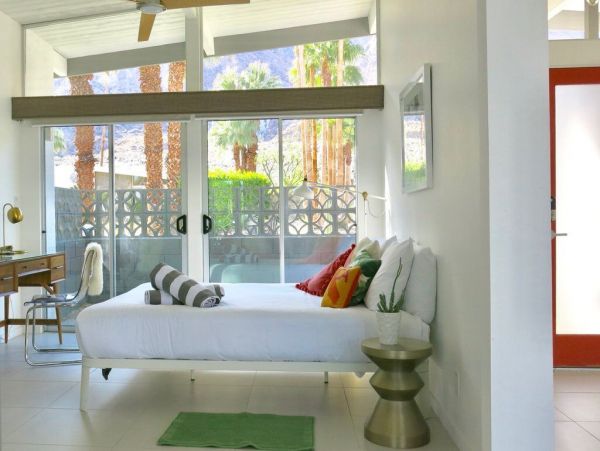 Palm Springs Home 949028