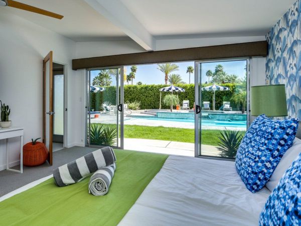 Palm Springs Home 949028