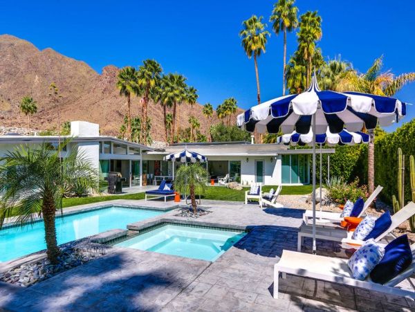 Palm Springs Home 949028