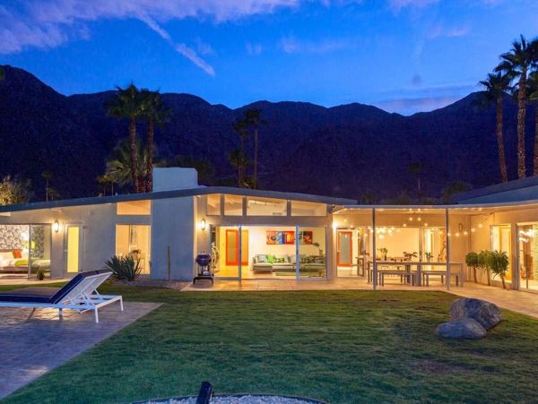 Palm Springs Home 949028