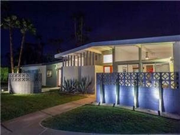Palm Springs Home 949028