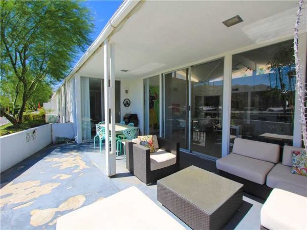 Palm Springs Home 949031
