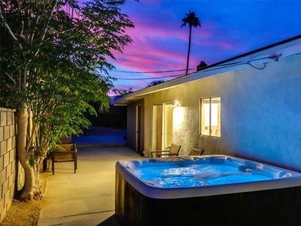 Palm Springs Luxury Vacation Rental Home