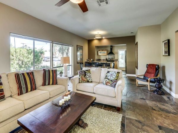 Palm Springs Home 949033