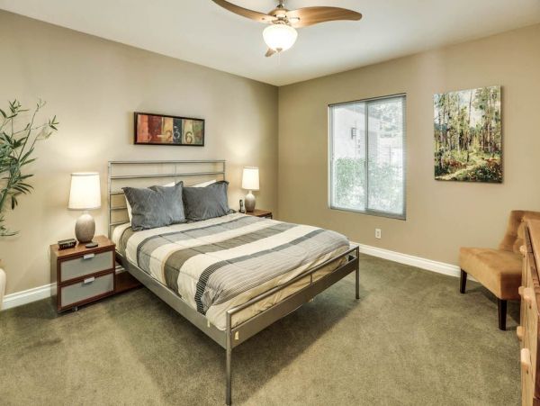 Palm Springs Home 949033