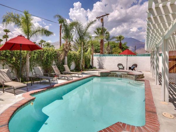Palm Springs Home 949035