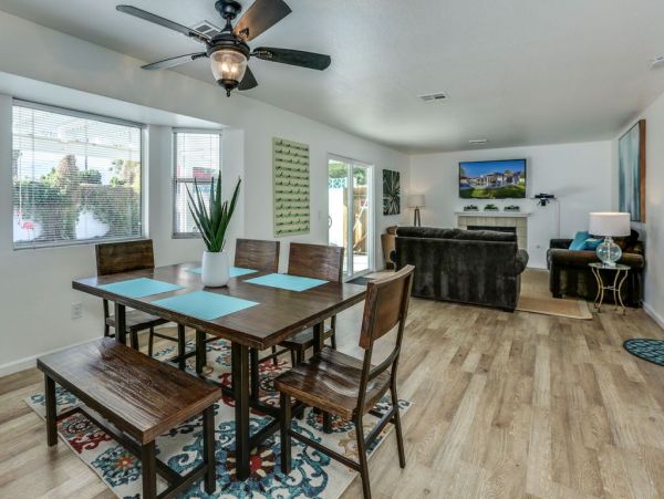 Palm Springs Home 949035