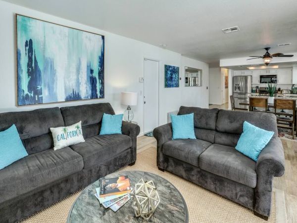 Palm Springs Home 949035