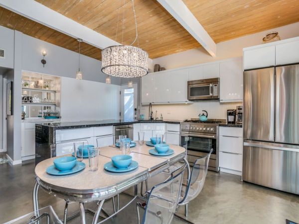 Palm Springs Home 949036