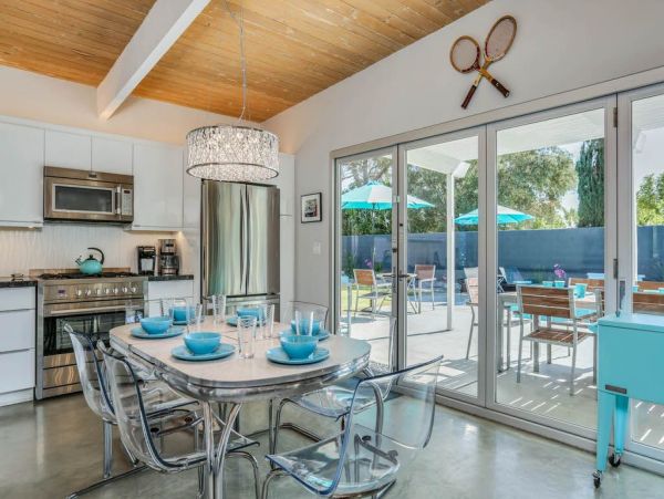 Palm Springs Home 949036