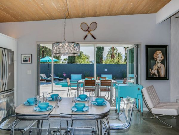 Palm Springs Home 949036