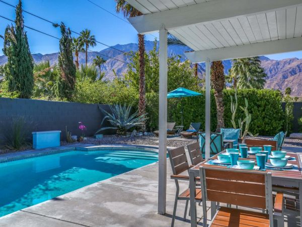 Palm Springs Home 949036