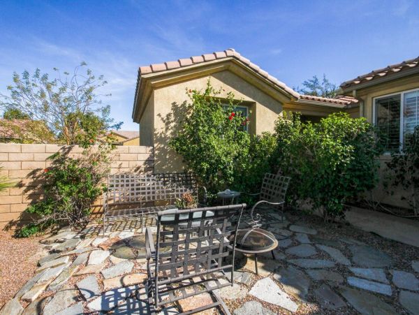 Palm Springs Home 949037