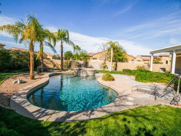 Palm Springs Home 949037
