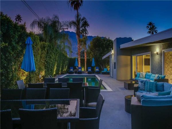Palm Springs Home 949038