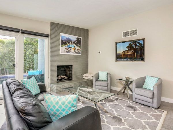 Palm Springs Home 949038
